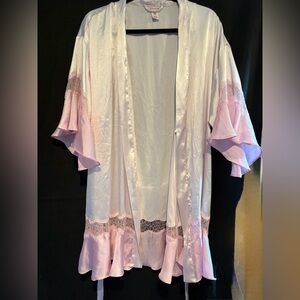 Victoria's Secret Pink and White Satin Robe